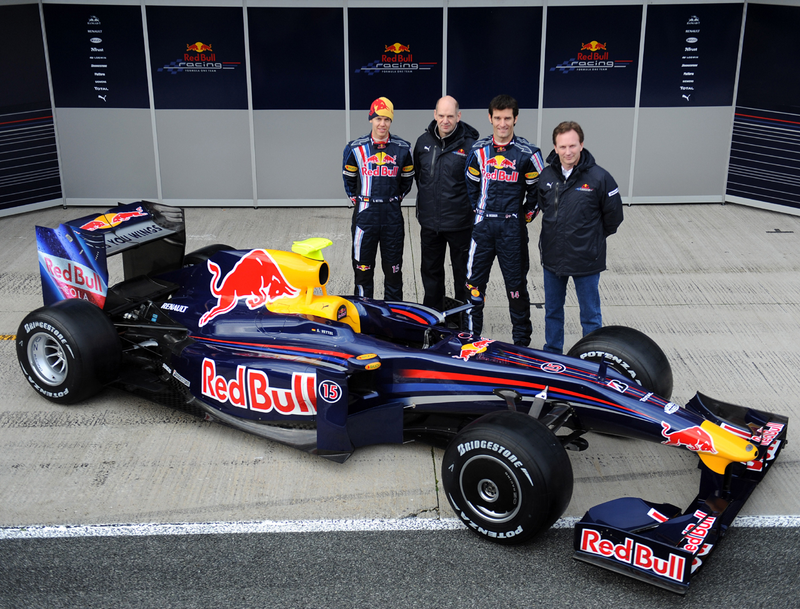 Illustration for article titled Red Bull Racing 2009 RB5 F1 Car Debuts At Circuito De Jerez, Gets Wings